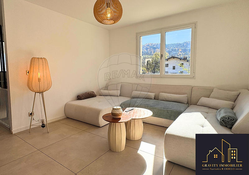 Maison - 190 m² - 6 pièces