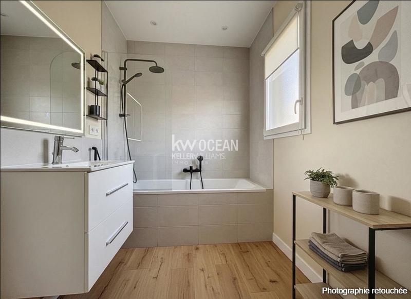 Maison - 95 m² - 5 pièces