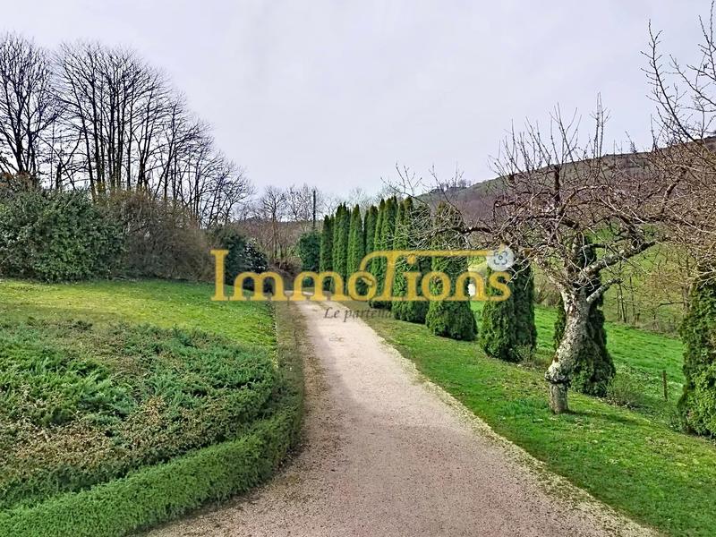 Maison - 205 m² - 7 pièces