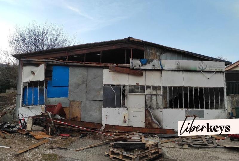 Local commercial - 266 m² - 3 pièces