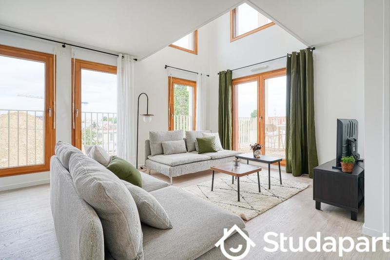 Chambre - 9 m² - 1 pièce