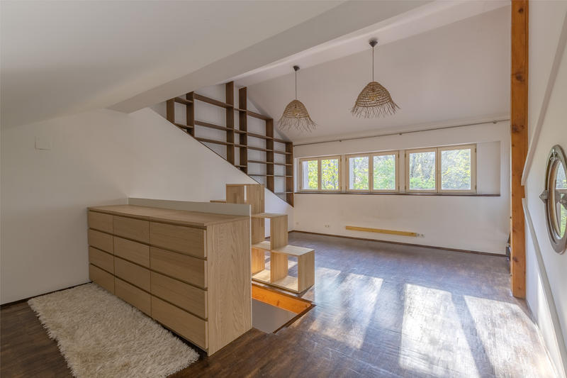 Loft - 268 m² - 8 pièces