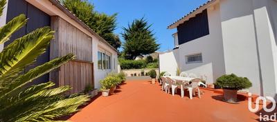 Maison de village - 243 m² - 7 pièces