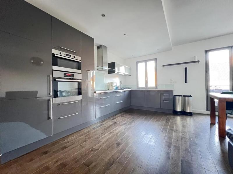 Maison - 116 m² - 6 pièces