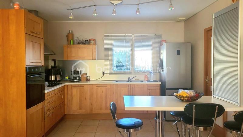 Villa - 101 m² - 5 pièces