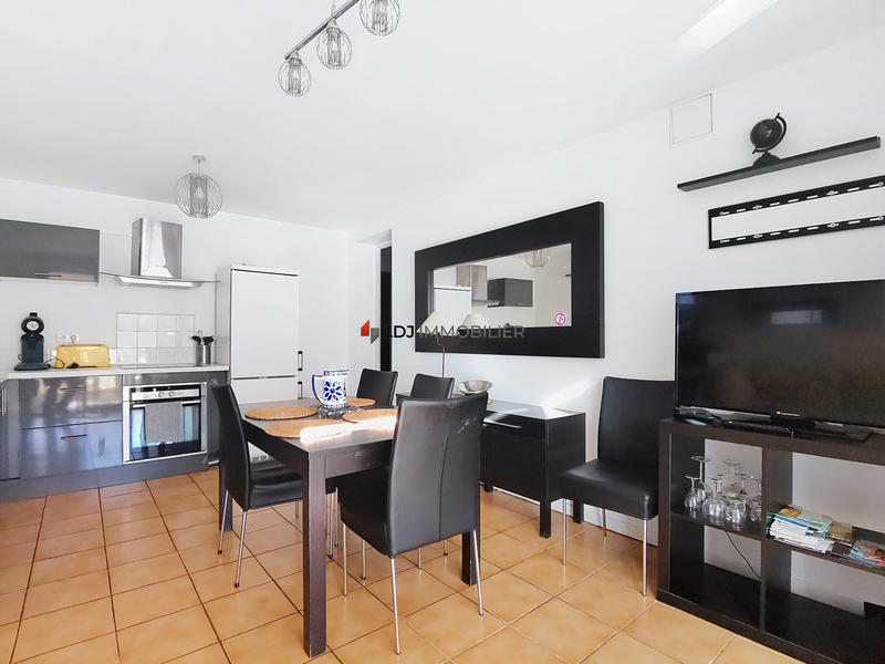 Maison traditionnelle - 160 m² - 9 pièces