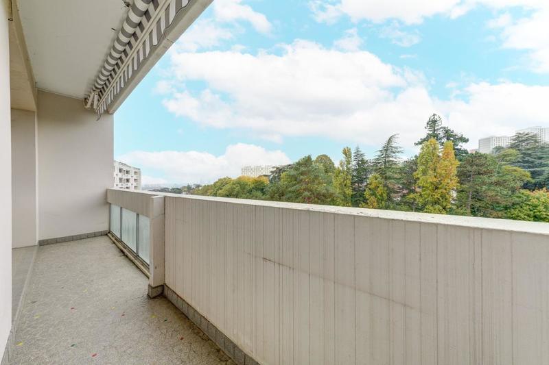 Appartement - 81 m² - 3 pièces