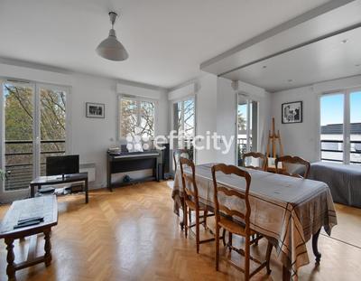 Appartement - 84 m² - 4 pièces