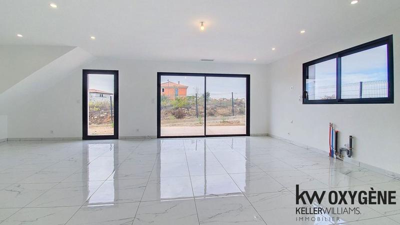 Maison - 143 m² - 5 pièces