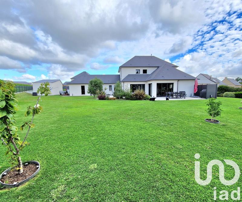 Maison - 175 m² - 10 pièces