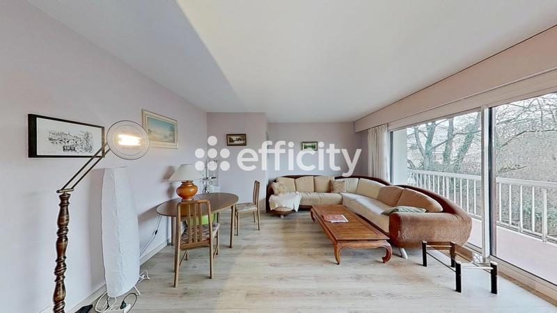 Appartement - 84 m² - 3 pièces