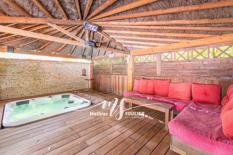 Villa - 400 m² - 14 pièces