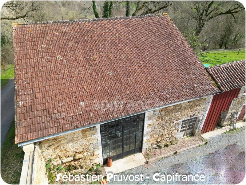 Propriété - 315 m² - 12 pièces