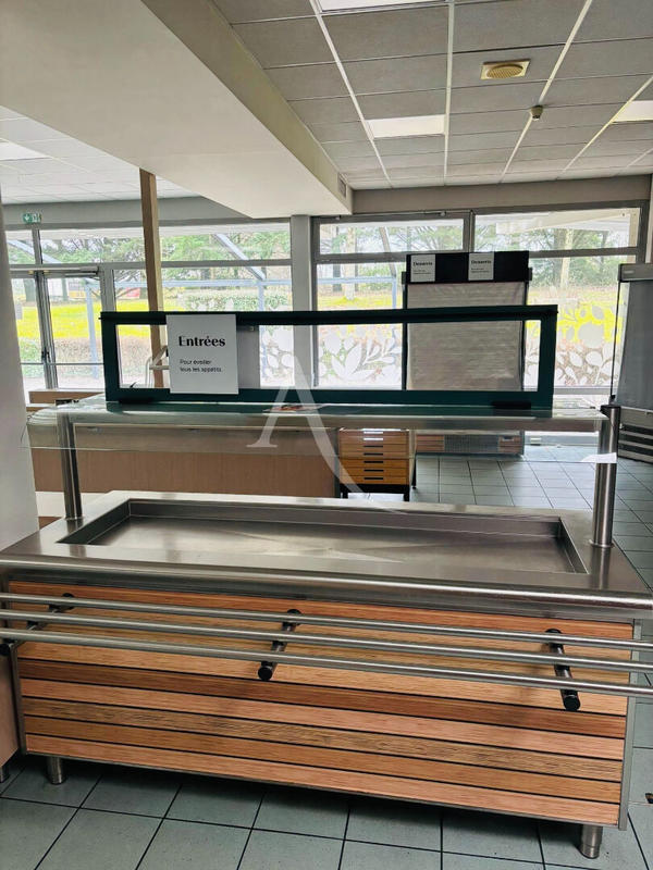 Local commercial - 700 m²