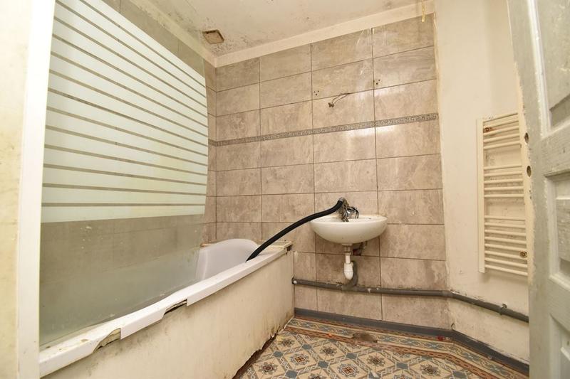 Maison de village - 120 m² - 8 pièces