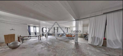 Immeuble - 1 220 m²