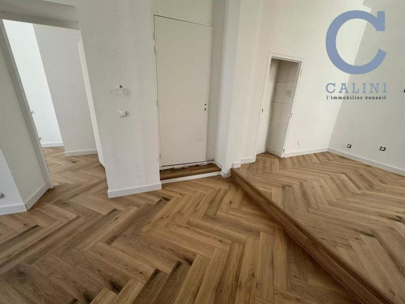 Appartement - 75 m² - 3 pièces