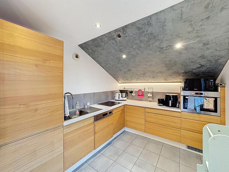 Appartement ancien - 71 m² - 3 pièces