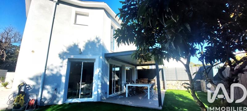 Maison - 73 m² - 3 pièces