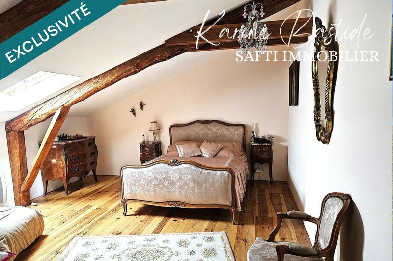 Maison - 270 m² - 12 pièces