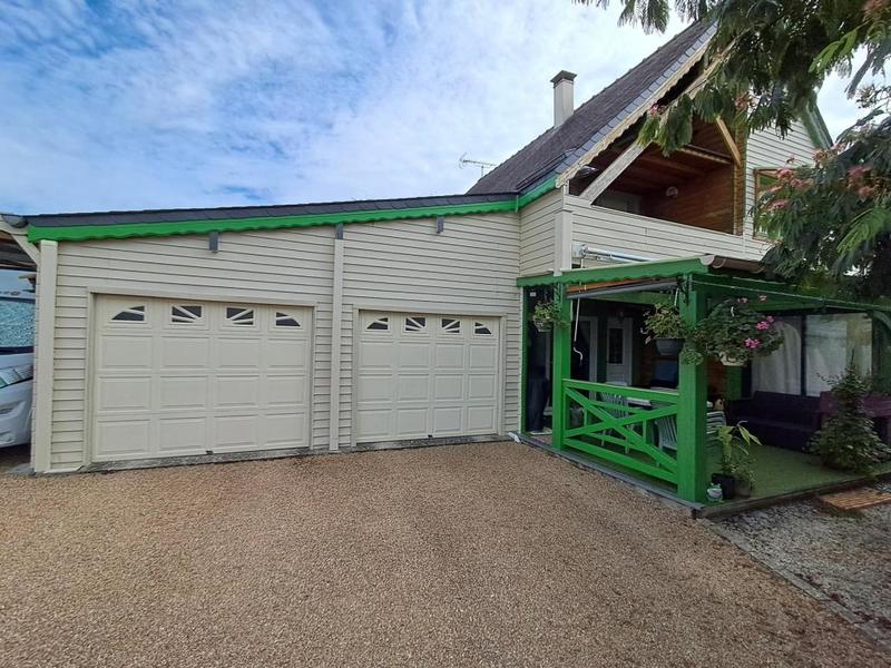 Pavillon - 140 m² - 5 pièces