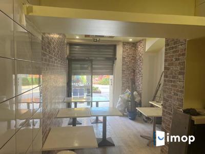 Local commercial - 33 m² - 2 pièces