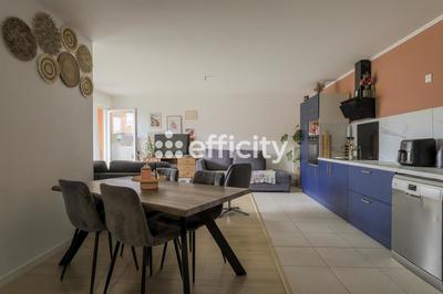 Appartement - 84 m² - 4 pièces