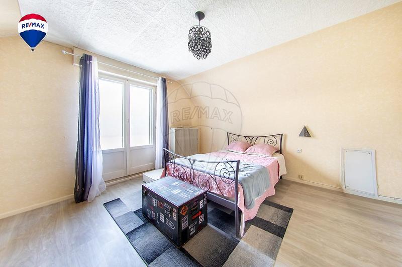 Maison - 120 m² - 6 pièces