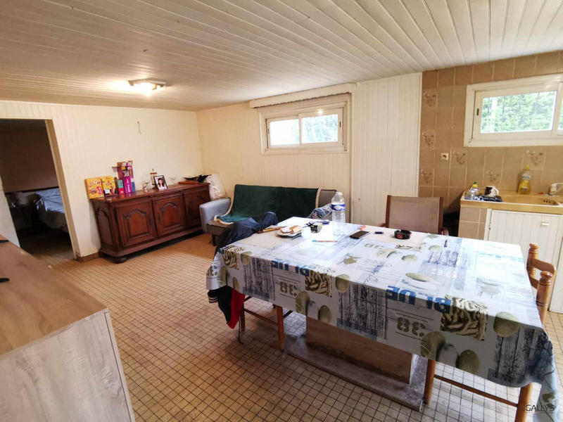 Maison - 83 m² - 7 pièces