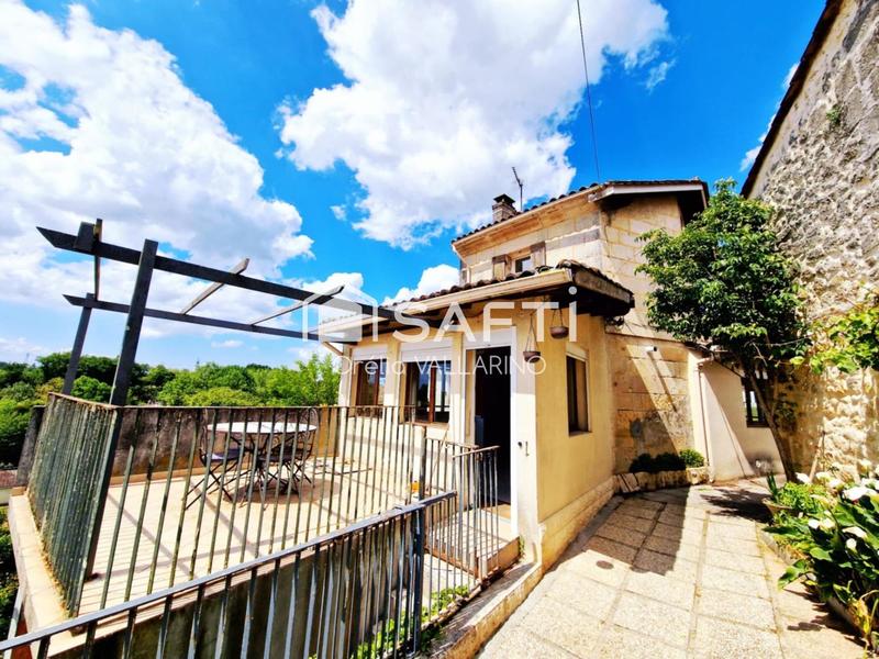 Maison - 200 m² - 9 pièces