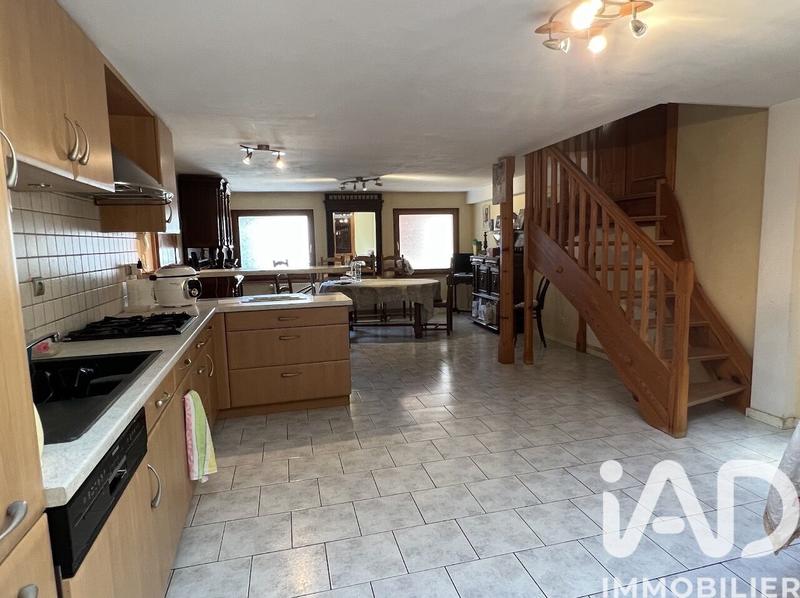 Maison - 263 m² - 6 pièces