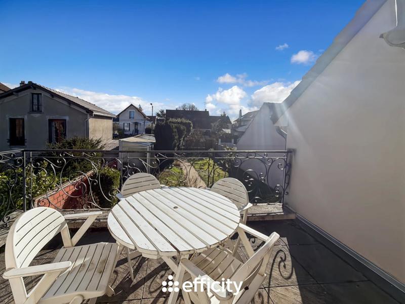 Pavillon - 140 m² - 6 pièces