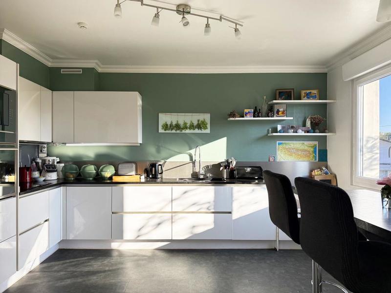 Maison - 261 m² - 8 pièces