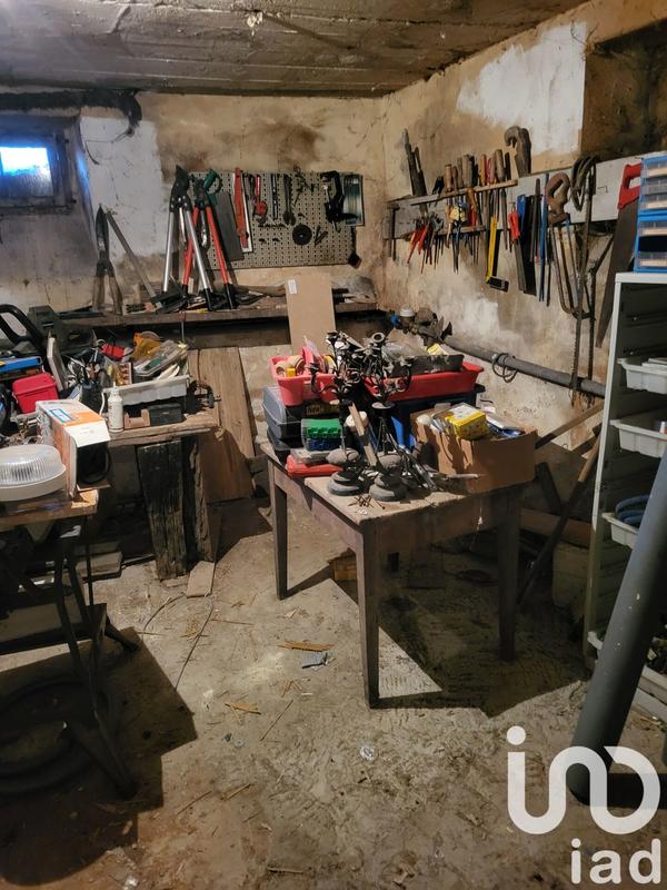 Maison - 230 m² - 9 pièces