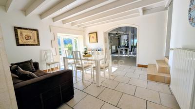 Maison de ville - 250 m² - 11 pièces