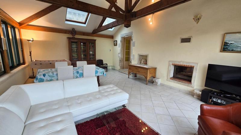 Maison de maîtres - 396 m² - 10 pièces