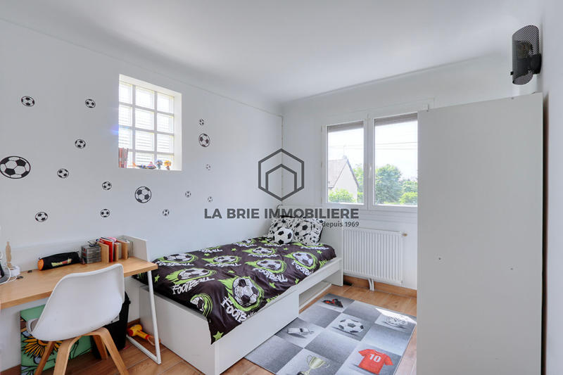 Maison - 142 m² - 6 pièces