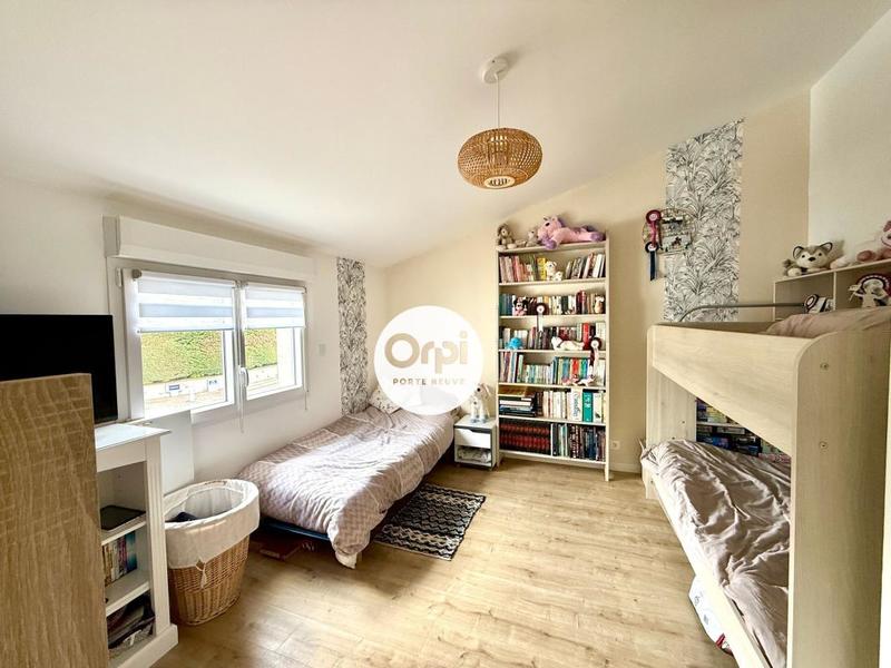 Maison - 95 m² - 4 pièces