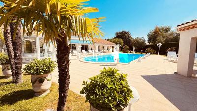 Maison - 195 m² - 6 pièces