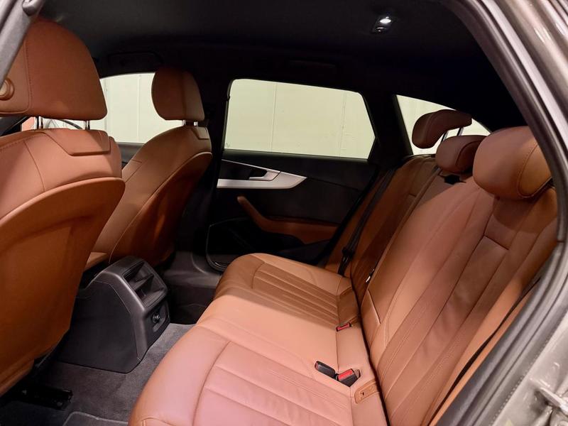 Audi A4 Avant 30tdi 136ch s-tronic / 1ere Main