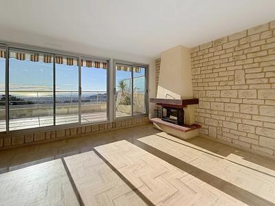 Appartement - 75 m² - 3 pièces