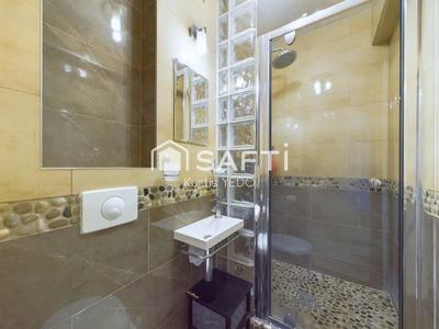 Appartement - 97 m² - 5 pièces