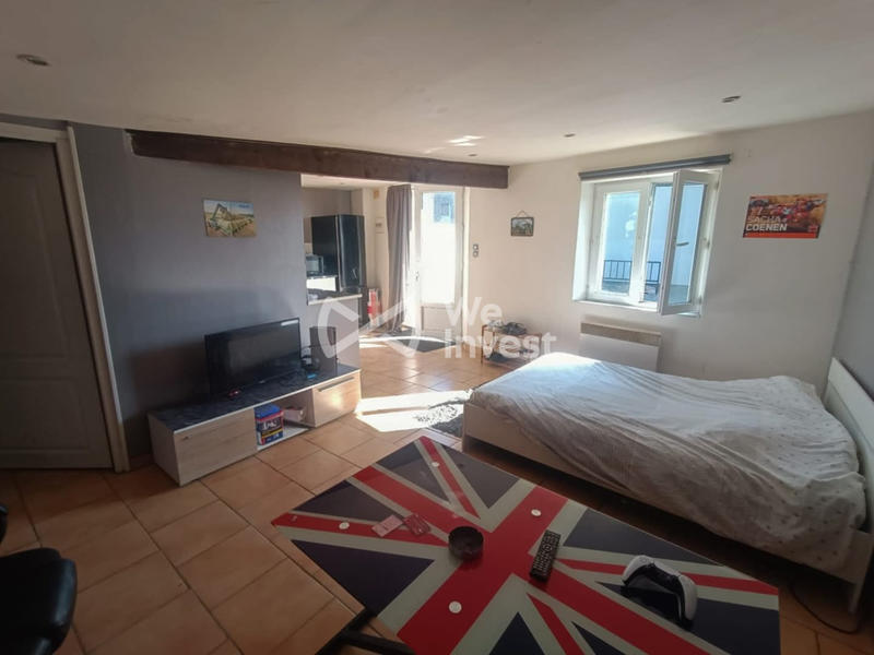 Maison - 160 m² - 11 pièces