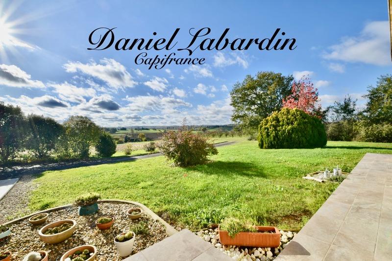 Villa - 188 m² - 6 pièces