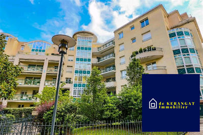 Appartement - 105 m² - 4 pièces