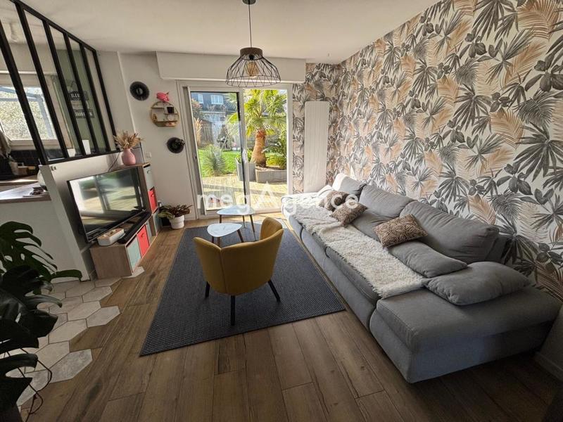 Maison - 100 m² - 5 pièces