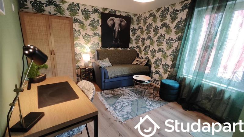 Chambre - 12 m² - 1 pièce