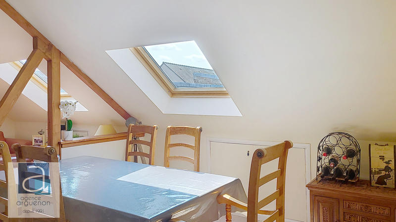 Appartement - 77 m² - 6 pièces