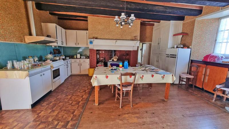 Maison en pierre - 122 m² - 4 pièces