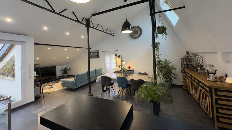 Maison - 110 m² - 4 pièces